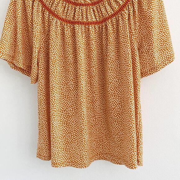 Ann Taylor Dot Cutout Flutter Sleeve Ruffle Top - Picture 6 of 7